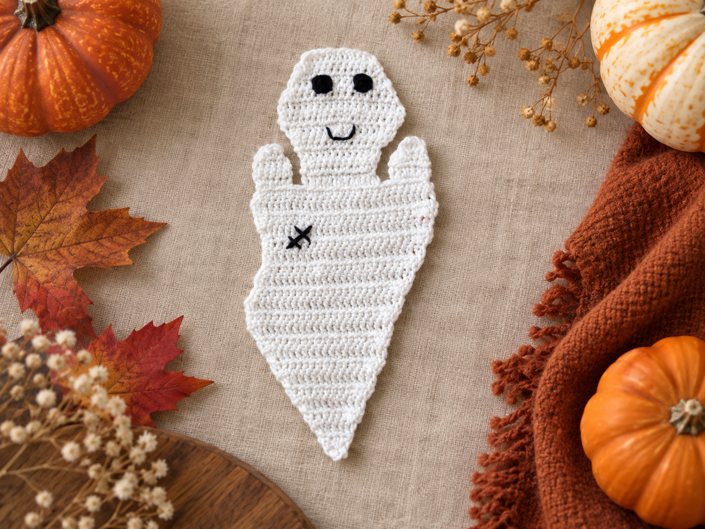 Crochet Halloween ghost applique flat white ghost pattern